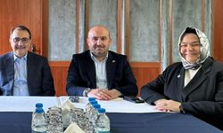 Hep suratı asıktı!