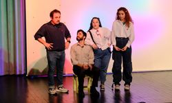 Karne sevinci sahneye taşınıyor