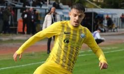 Sağ beke Şenel geliyor!