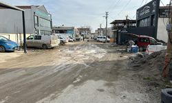 Baksan’da bozuk yollar tepki çekiyor