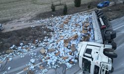 Emirdağ-Eskişehir yolunda 25 ton süt yola saçıldı!