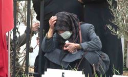 Adıyaman'da deprem şehitliğine duygusal ziyaret