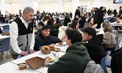 Anadolu Üniversitesi'nde ilk iftar heyecanı