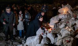 Kahramanmaraş depremlerinin 3. yıl dönümünde hayatını kaybedenler anıldı