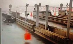 Kuzey Marmara gişelerinde araç bariyerlere çarptı: 1 yaralı