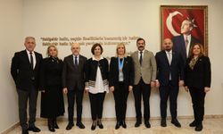 CHP heyeti Başkan Ayşe Ünlüce’yi ziyaret etti