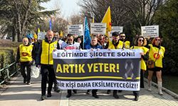 Eskişehir'de öğretmenlerden protesto!