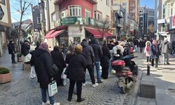 Eskişehir'de vatandaşlar bakın ne için kuyruğa girdi?