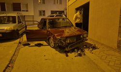 Sevgilisinden ayrıldı, otomobilini parçaladı!