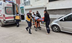 Evde düşen yaşlı kadına ekipler yetişti