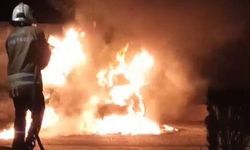 Motosiklet alevlere teslim oldu!