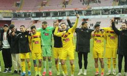 Kaleye duvar ördük!