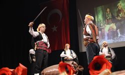 “Gelincik Çiçekleri 1915” ile Çanakkale ruhu sahnede hayat buldu