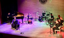 Aşık Veysel türkülerle anıldı