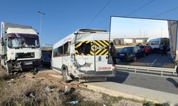 Eskişehir'de zincirleme kaza! Çok sayıda yaralı var