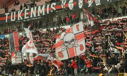 Kırmızı Şimşeklere tam destek!