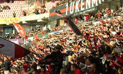 Taraftardan dev destek!