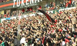 Tribünler tek yürek olacak!