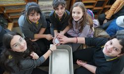 Öğrenciler geri dönüşüm atölyesini keşfetti