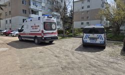 Evinde temizlik yaparken düştü!