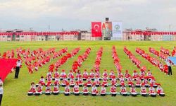 23 Nisan yağmura rağmen coşkuyla kutlandı