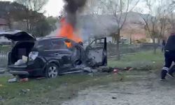 Ağaca çarpan cip yandı: 1 ölü, 2 yaralı