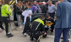 İşçi servisine motosiklet çarptı: 2 yaralı