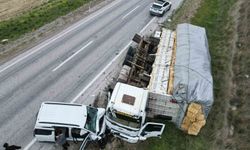 Kamyon ve tankerin karıştığı kazada faciadan dönüldü