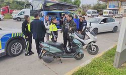 Motorlu bisiklet, motosiklete arkadan çarptı: 2 sürücü yaralandı