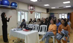 Ailelere bilinçli çocuk eğitimi verildi