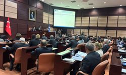 Büyükşehir'de faaliyet raporu tartışması!