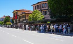 Sazova ve Porsuk bayramda dolup taştı