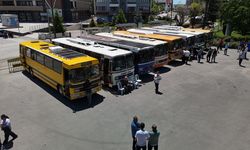 35 klasik otobüs ziyaretçilerle buluştu