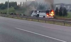 Yolcu otobüsü alev alev yandı