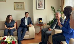 Ödül alan çifte anlamlı ziyaret
