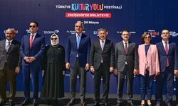 Bakan Ersoy: Festival Eskişehir esnafına can suyu olacak