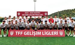 Genç Şimşekler'den büyük gurur