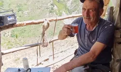 40 yıldır dağda tek başına yaşıyor
