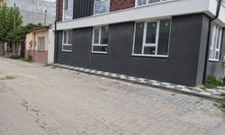Esentepe’de cadde ortasında bıçaklı saldırı
