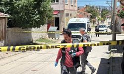 Geri gelen aracın çarptığı yaşlı kadın kurtarılamadı