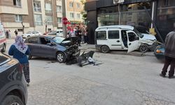 Kumlubel Mahallesi’nde korkutan kaza