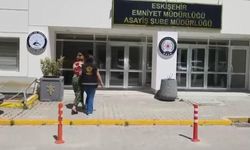 Eskişehir’de 1 milyonluk vurgun! 2 Kadın tutuklandı