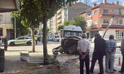 4 Araç birbirine girdi: 9 Yaralı!