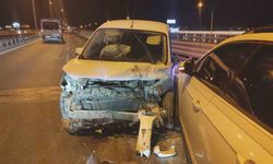 Alkollü sürücünün kullandığı araç önündeki araca arkadan çarptı: 3 yaralı