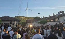 Dünyaca ünlü DJ Mahmut Orhan köyünde konser verdi