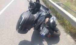Motosiklet bariyerlere çarptı: 1 ölü