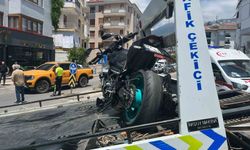 Motosiklet ile otomobil çarpıştı: 1 yaralı
