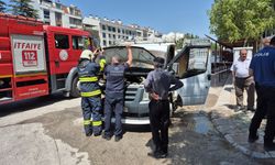Eskişehir’de park halindeki kamyonet alevlere teslim oldu