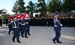 Şehit Uzman Çavuş Mehmet Demirbaş için Eskişehir'de tören düzenlendi