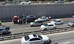 Çevre Yolu’nda 3 araç birbirine girdi